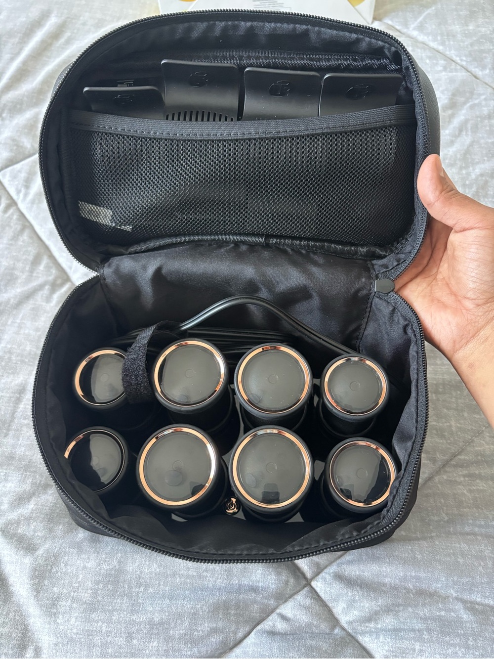 T3 volumizing, hot hair roller set with Carrying Case
